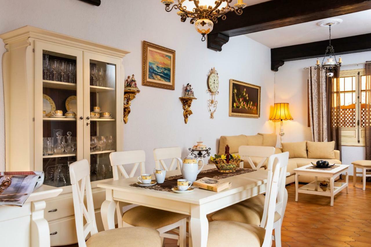 Hsh Suites Barrio Santa Cruz Sevilla Dış mekan fotoğraf