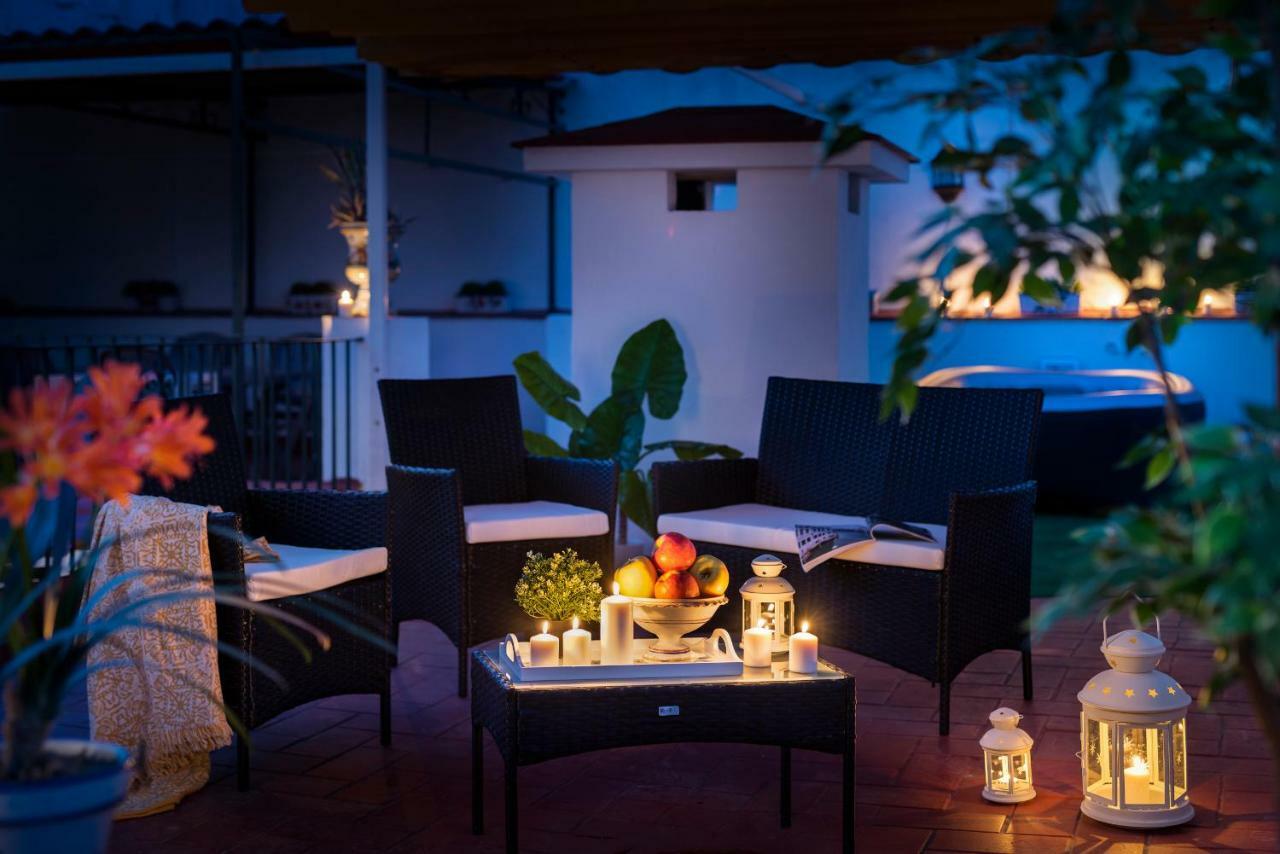 Hsh Suites Barrio Santa Cruz Sevilla Dış mekan fotoğraf